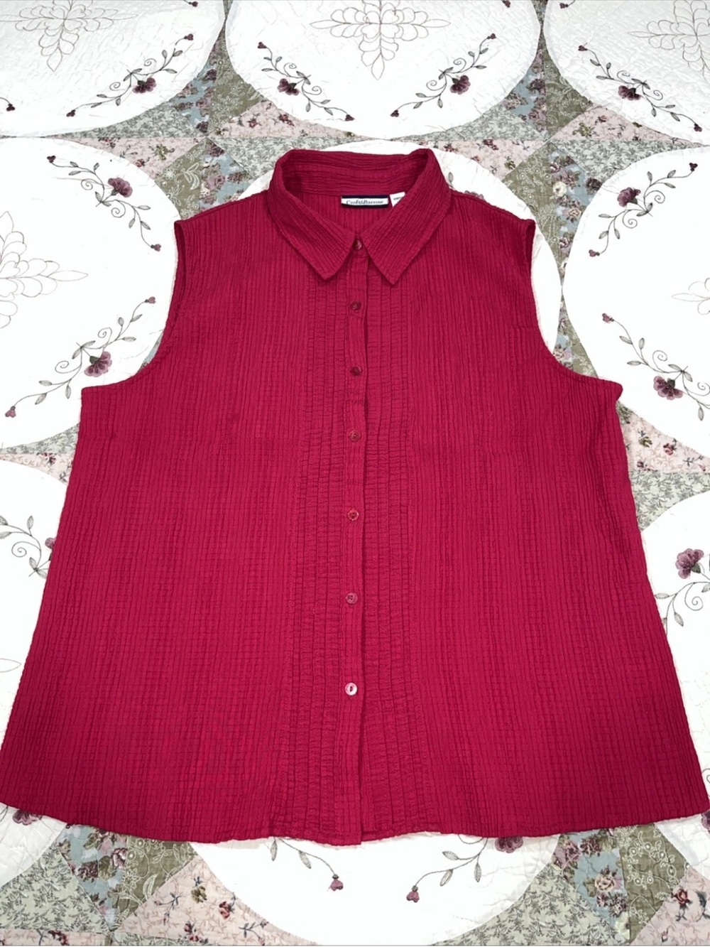 croft & barrow Sleeveless Button-Down Blouse in Berry